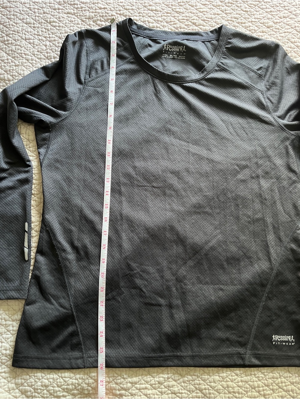 Running Room Performance Athletic Top - Picture 3 of 3